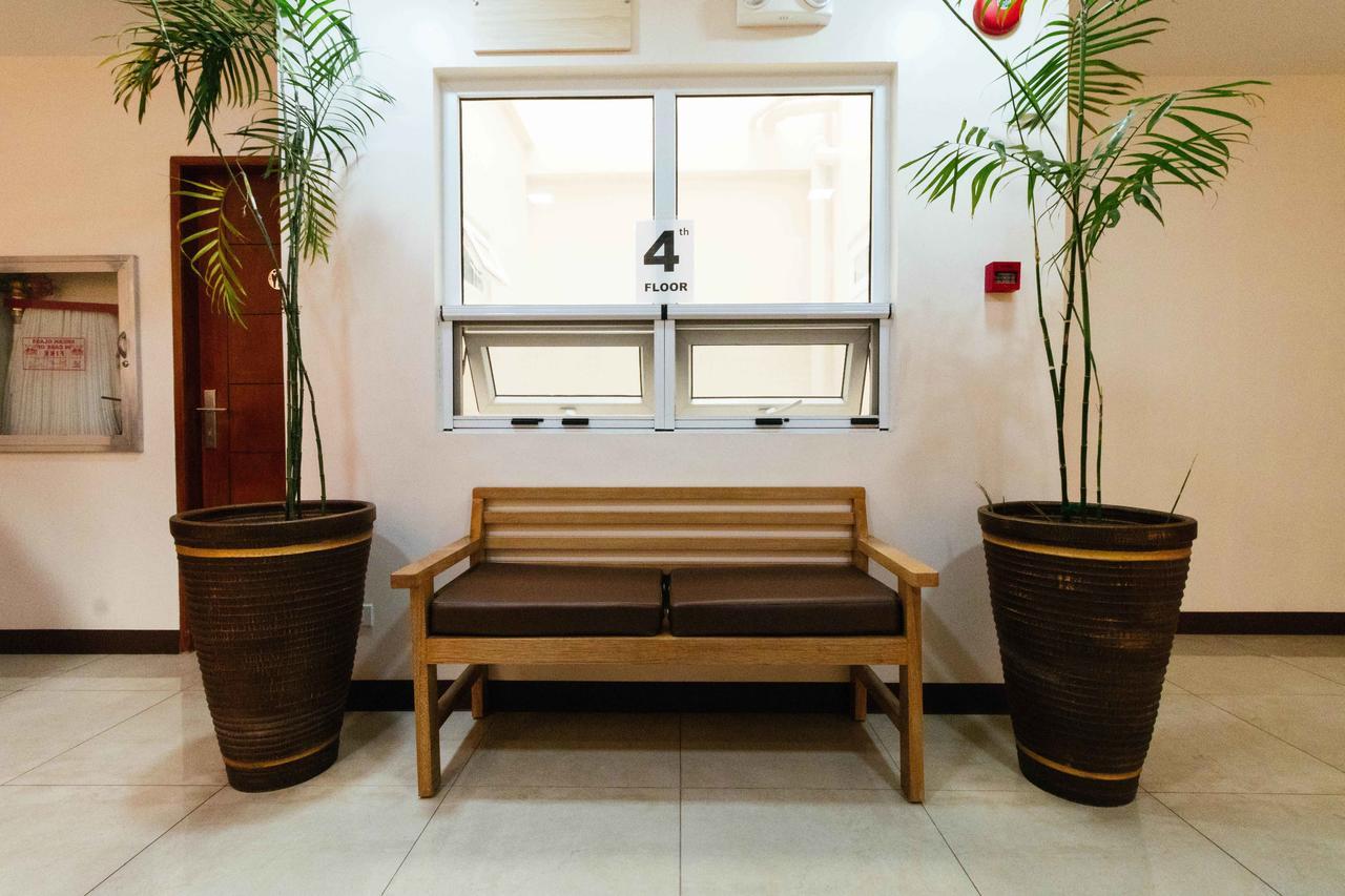 Hotel Reddoorz Premium @ Sampaloc Makati Makati City Exterior foto