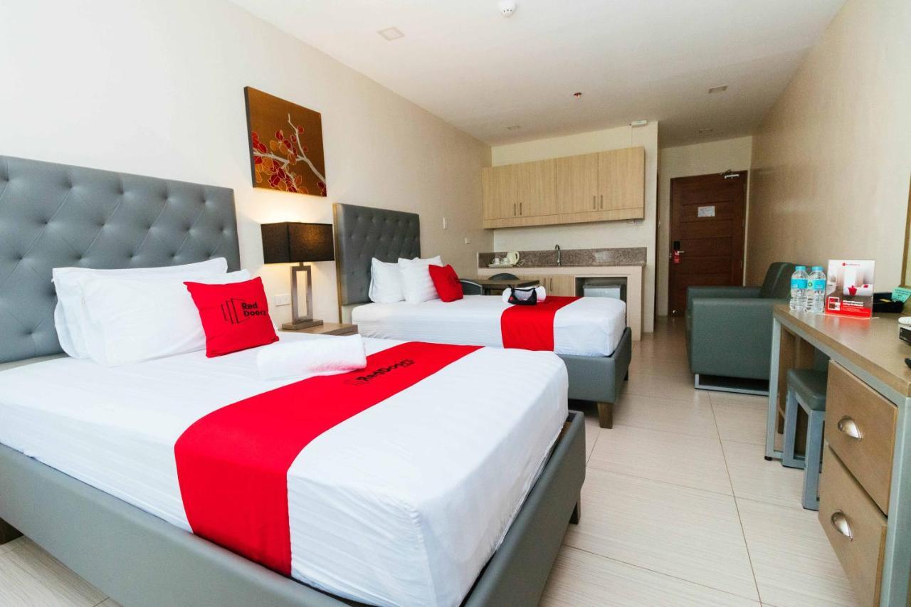 Hotel Reddoorz Premium @ Sampaloc Makati Makati City Exterior foto