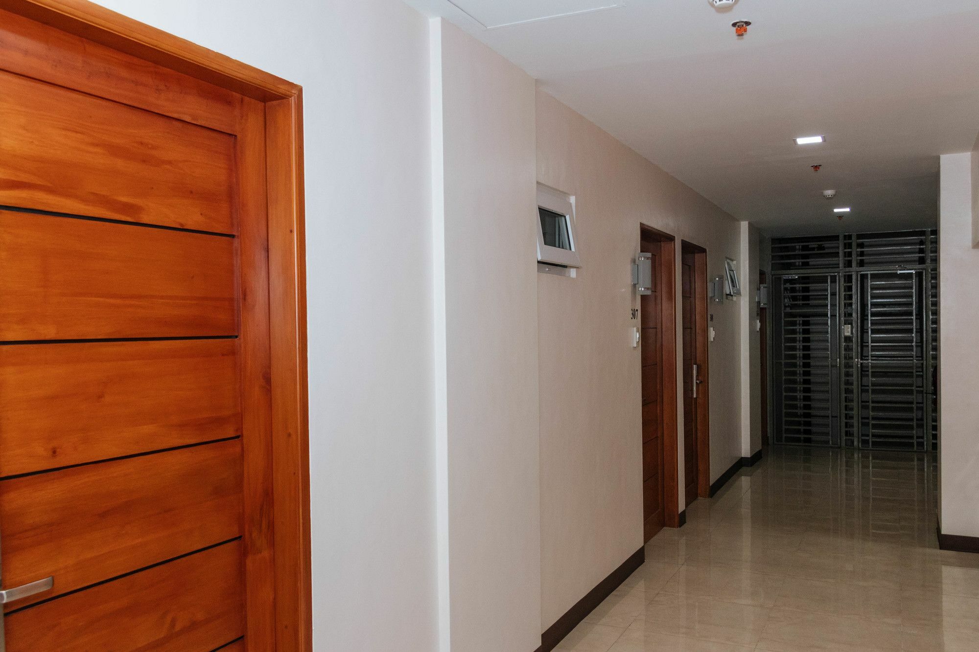 Hotel Reddoorz Premium @ Sampaloc Makati Makati City Exterior foto