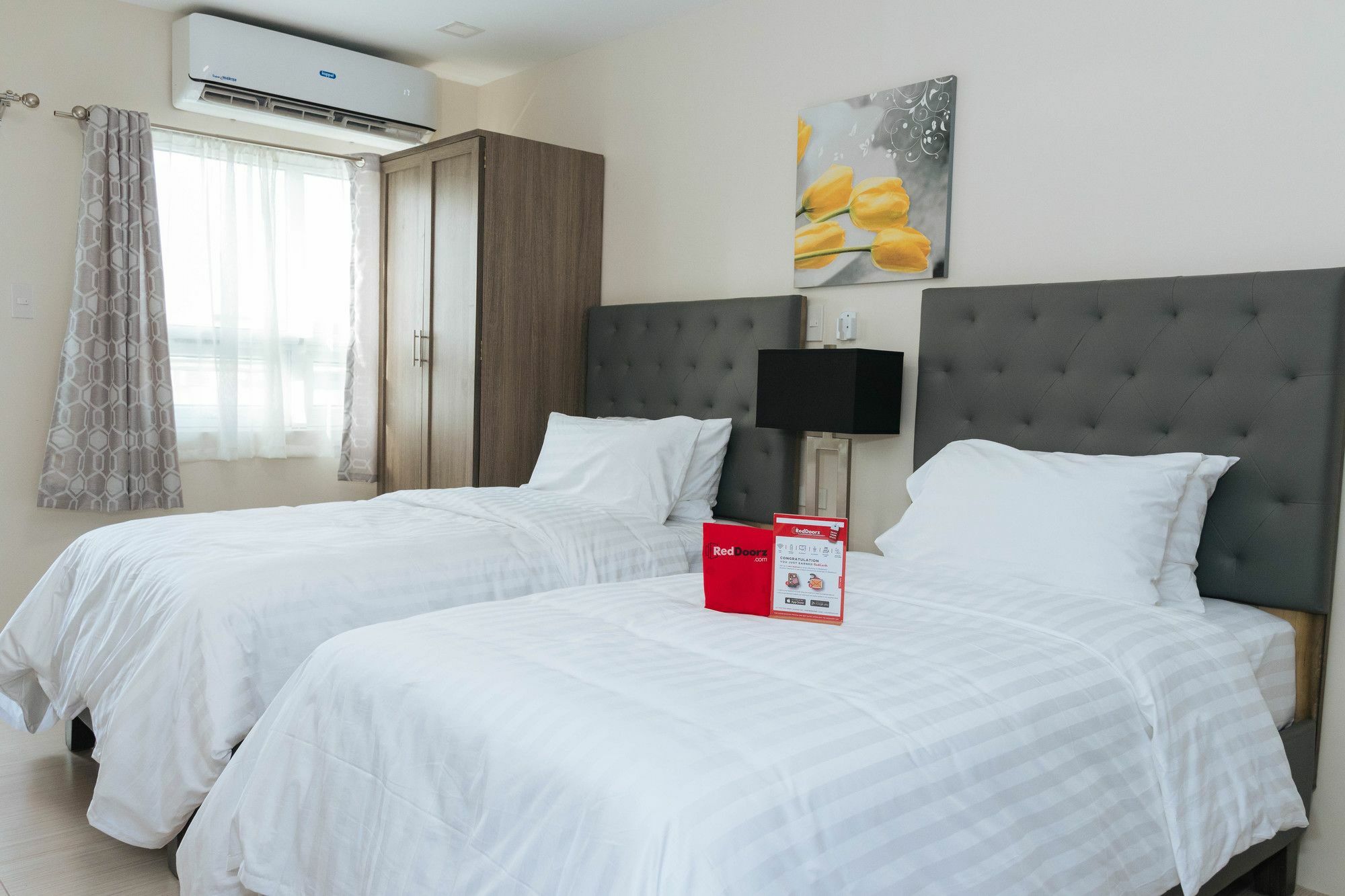 Hotel Reddoorz Premium @ Sampaloc Makati Makati City Exterior foto